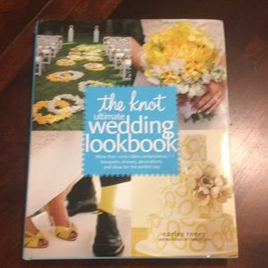 New the knot ultimate wedding look book. Hardcover